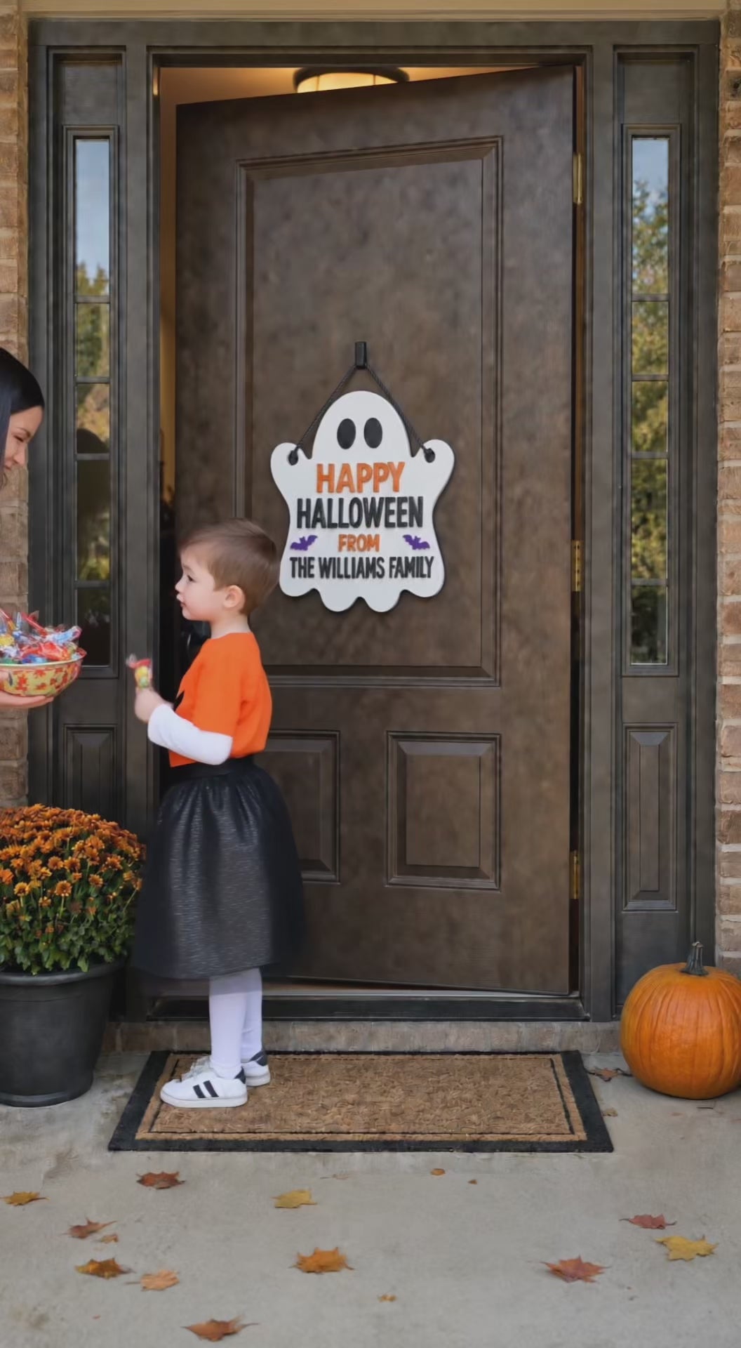 Personalized Ghost Halloween Door Sign – Custom Family Name Acrylic Decor